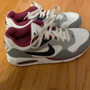 Nike Runners size 9.5